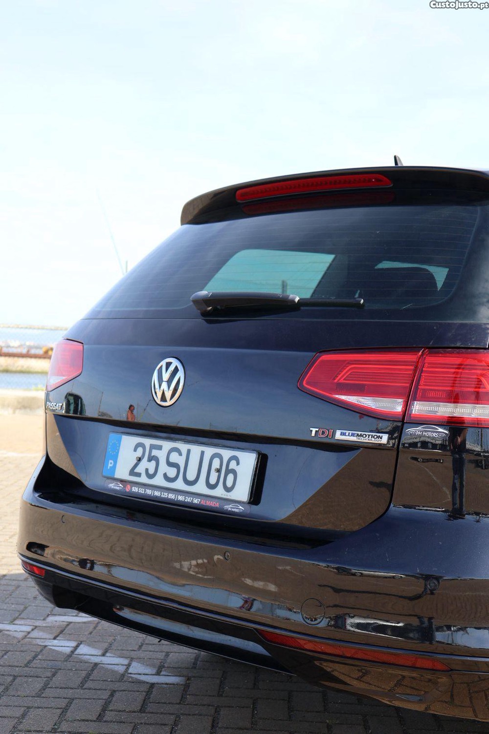Volkswagen Passat 1.6 Tdi Bluemotion Cx Automática — fotografia 17