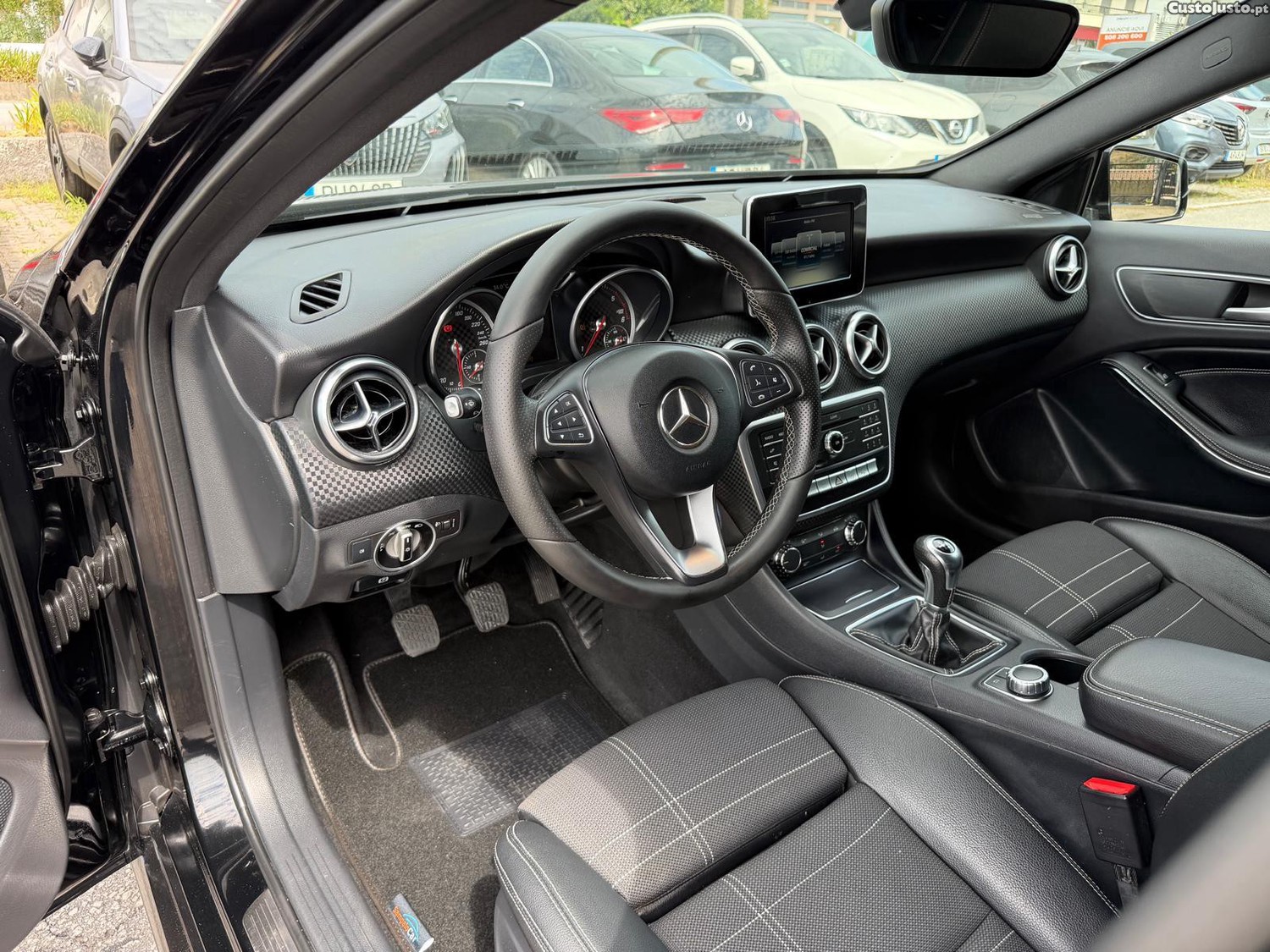 Mercedes-Benz A 160 d Urban — fotografia 19