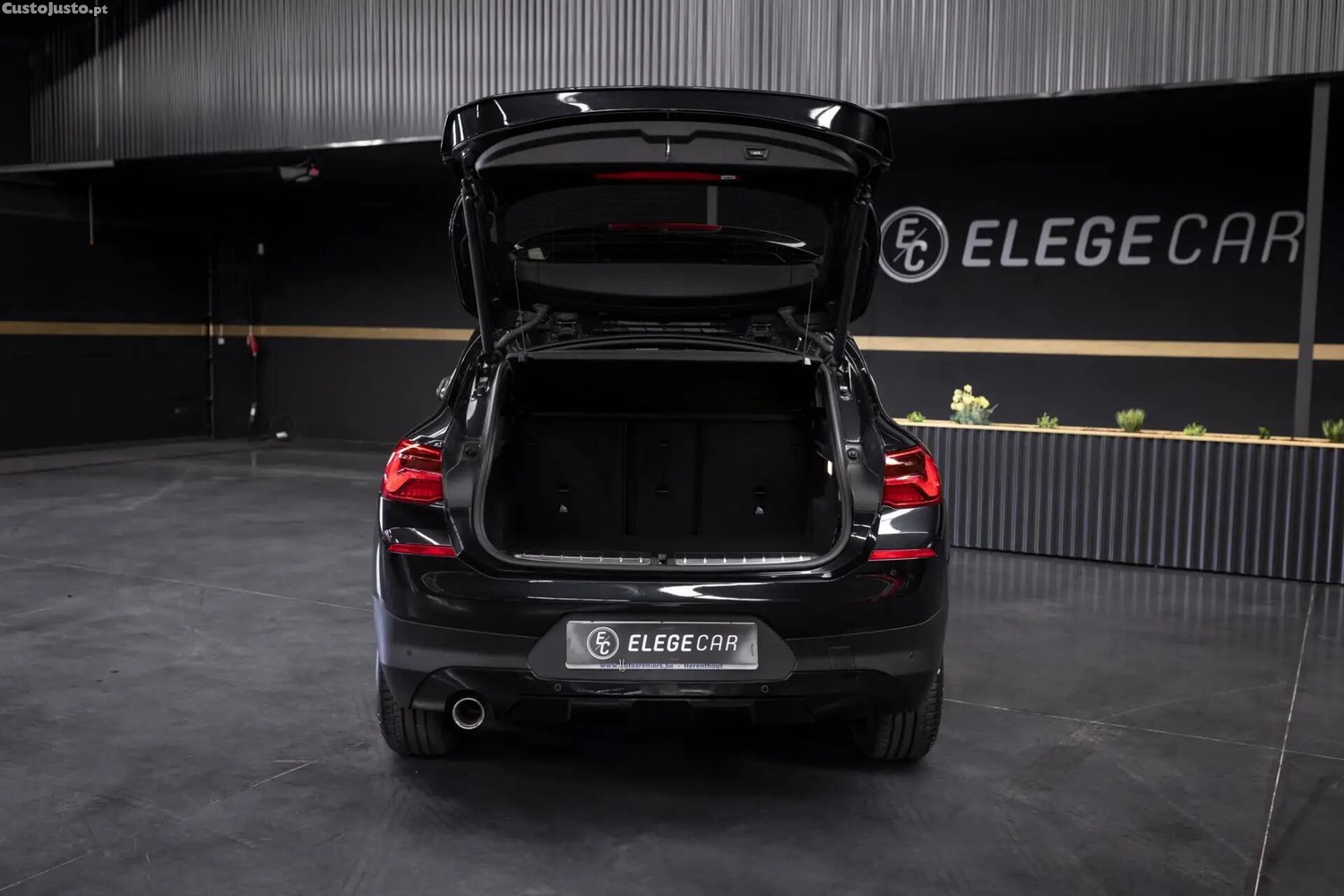 BMW X2 18 i sDrive Auto Advantage — fotografia 11