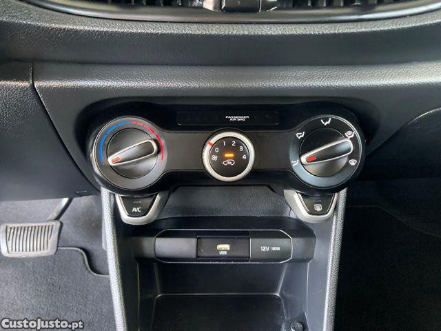 Kia Picanto 1.0 Aut. Dream-Team — fotografia 11