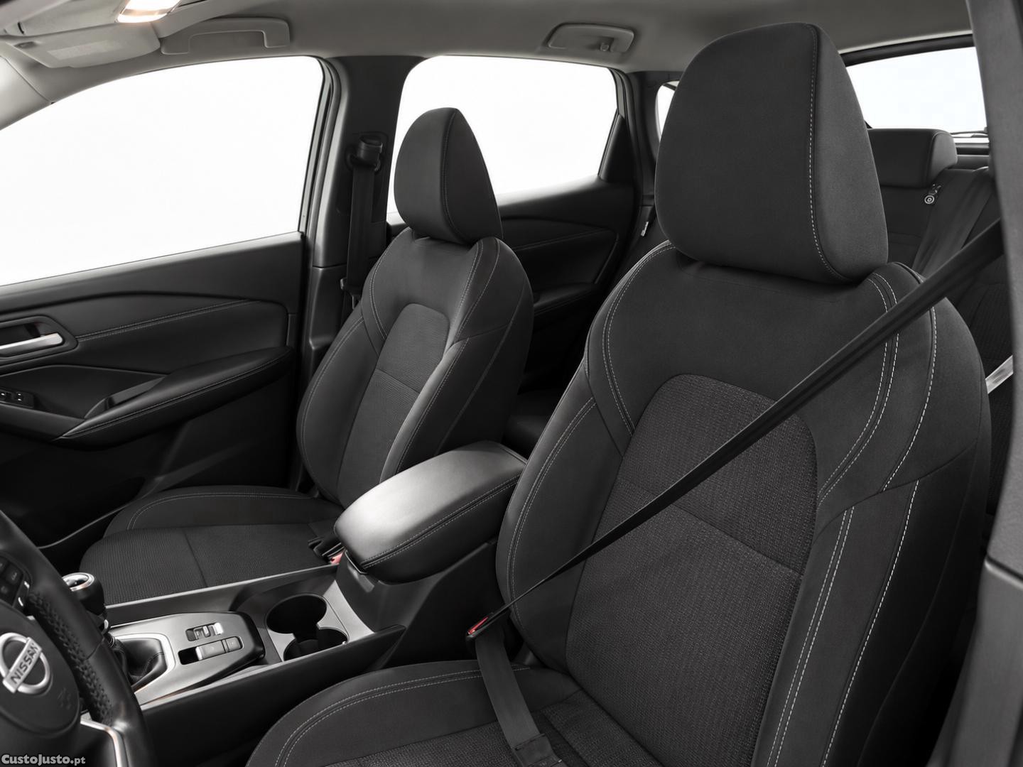 Nissan Qashqai 1.3 DIG-T ACENTA — fotografia 3
