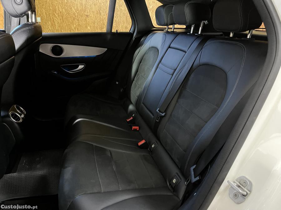 Mercedes-Benz GLC 220 AMG Line 4Matic — fotografia 8