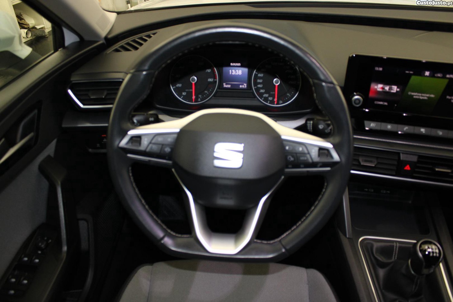 SEAT Leon ST 1.0 TSI STYLE — fotografia 21