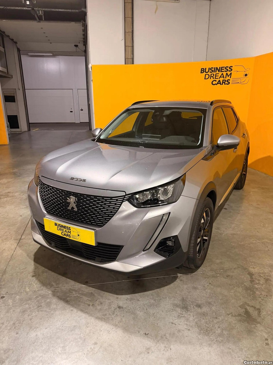 Peugeot e-2008 50 kWh Allure — fotografia 14