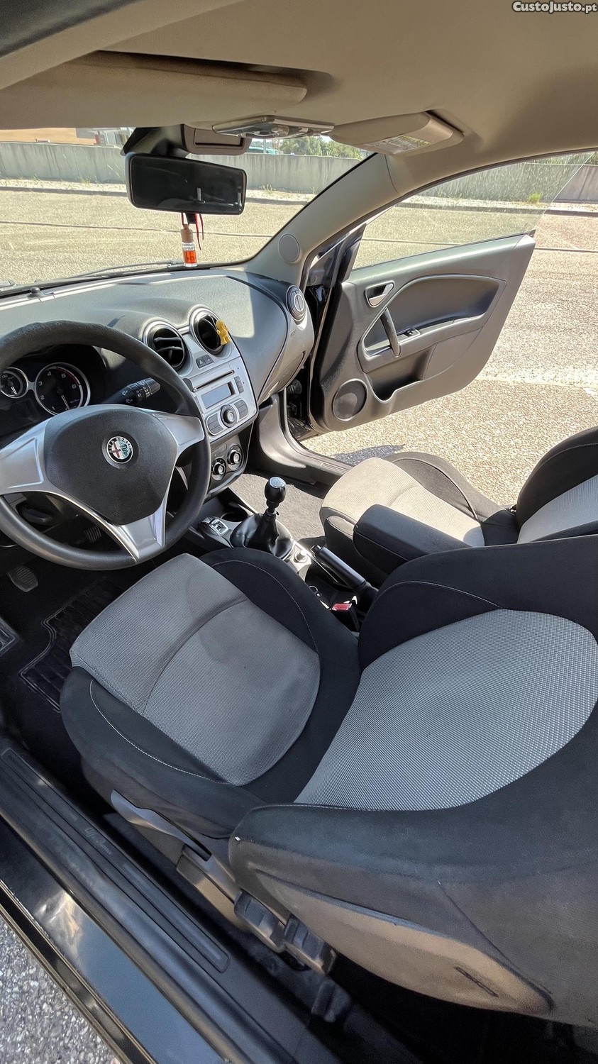 Alfa Romeo MiTo — fotografia 8