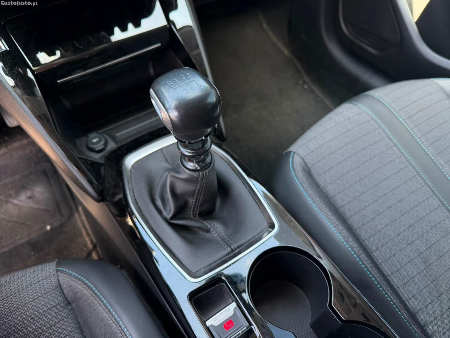 Peugeot 208 1.2 PURETECH ALLURE 100CV — fotografia 4