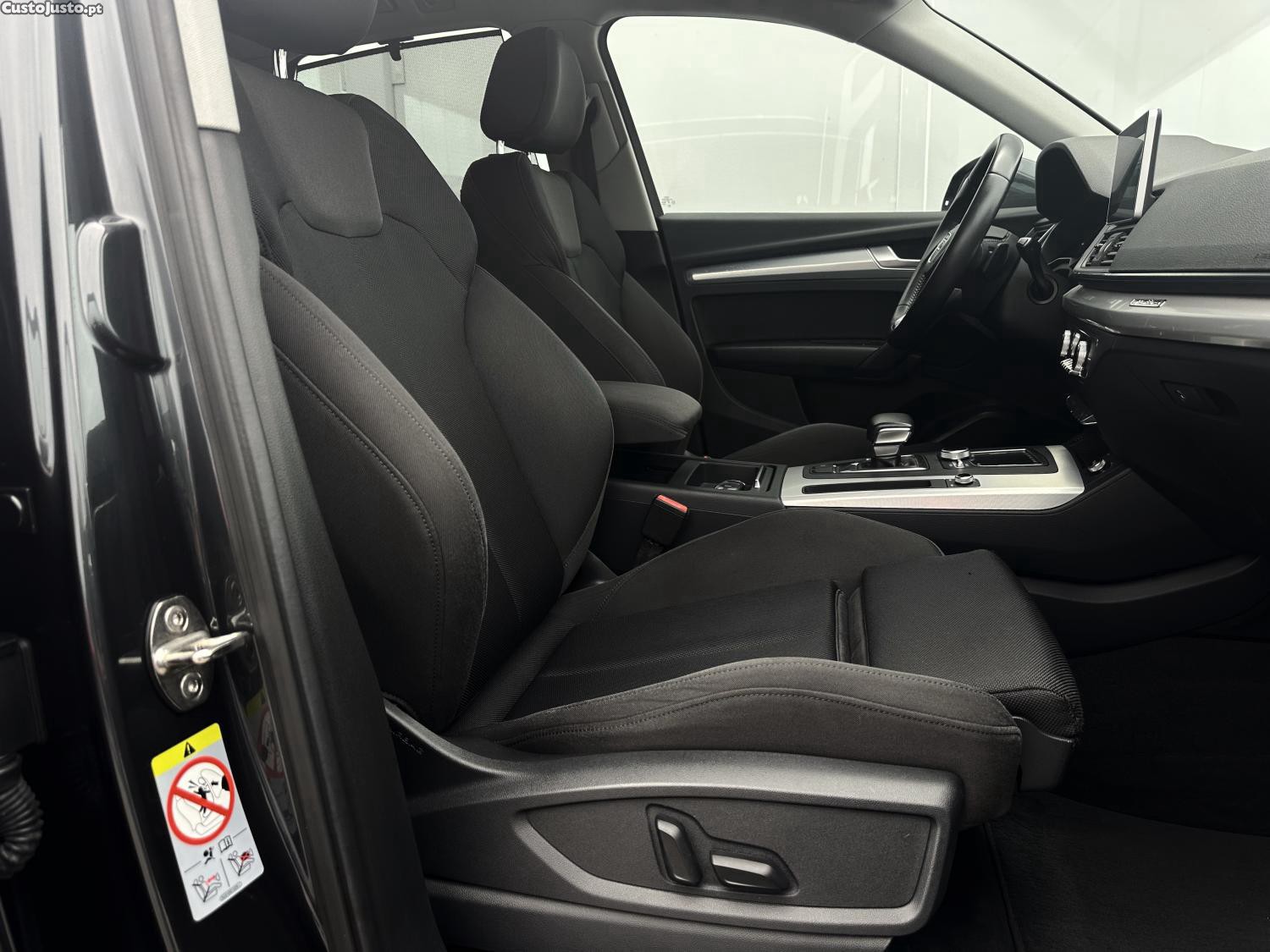 Audi Q5 40 TDI quattro Sport — fotografia 4
