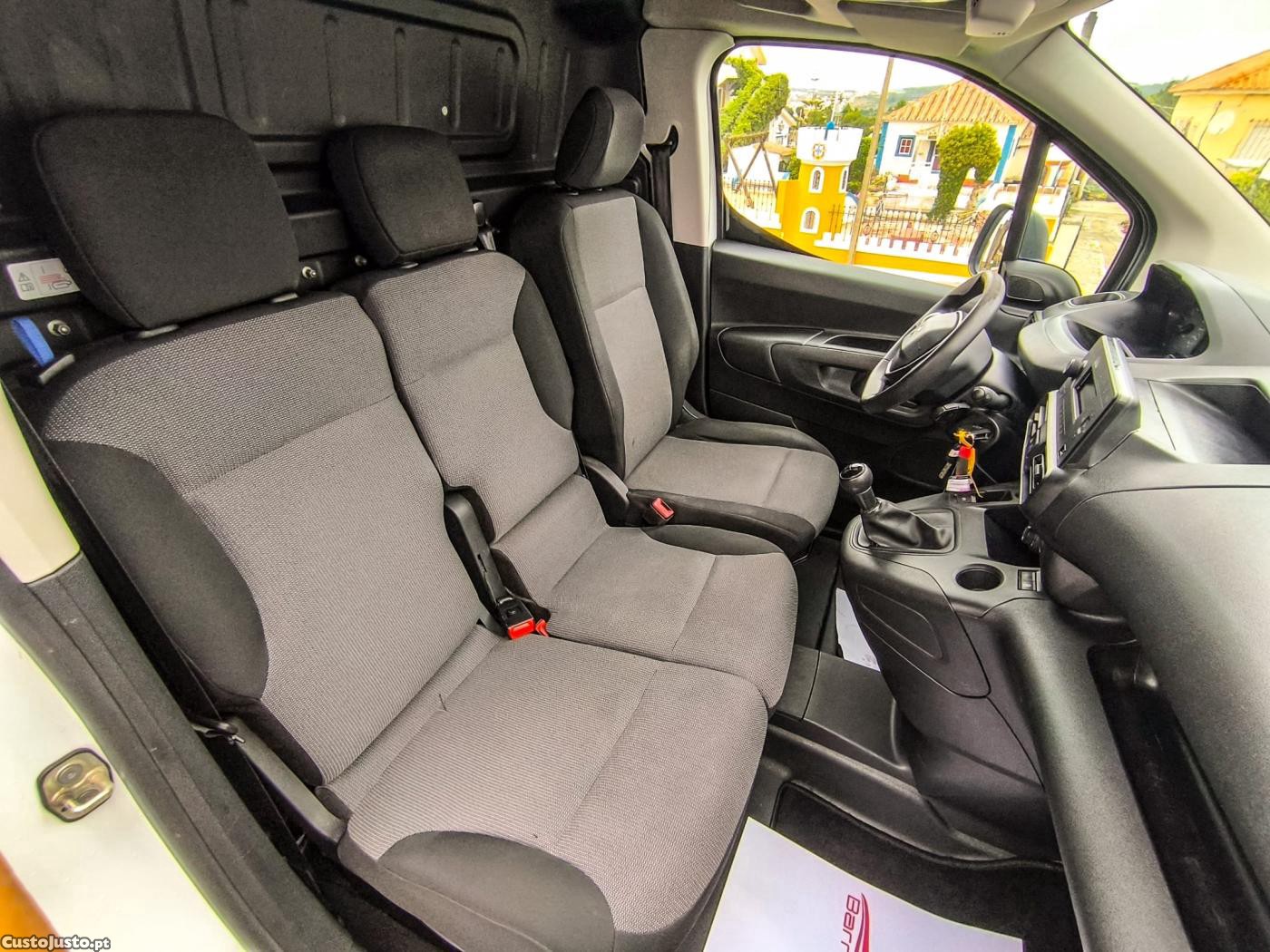 Peugeot Partner 1.6 BLUEHDI L1 PRO — fotografia 4