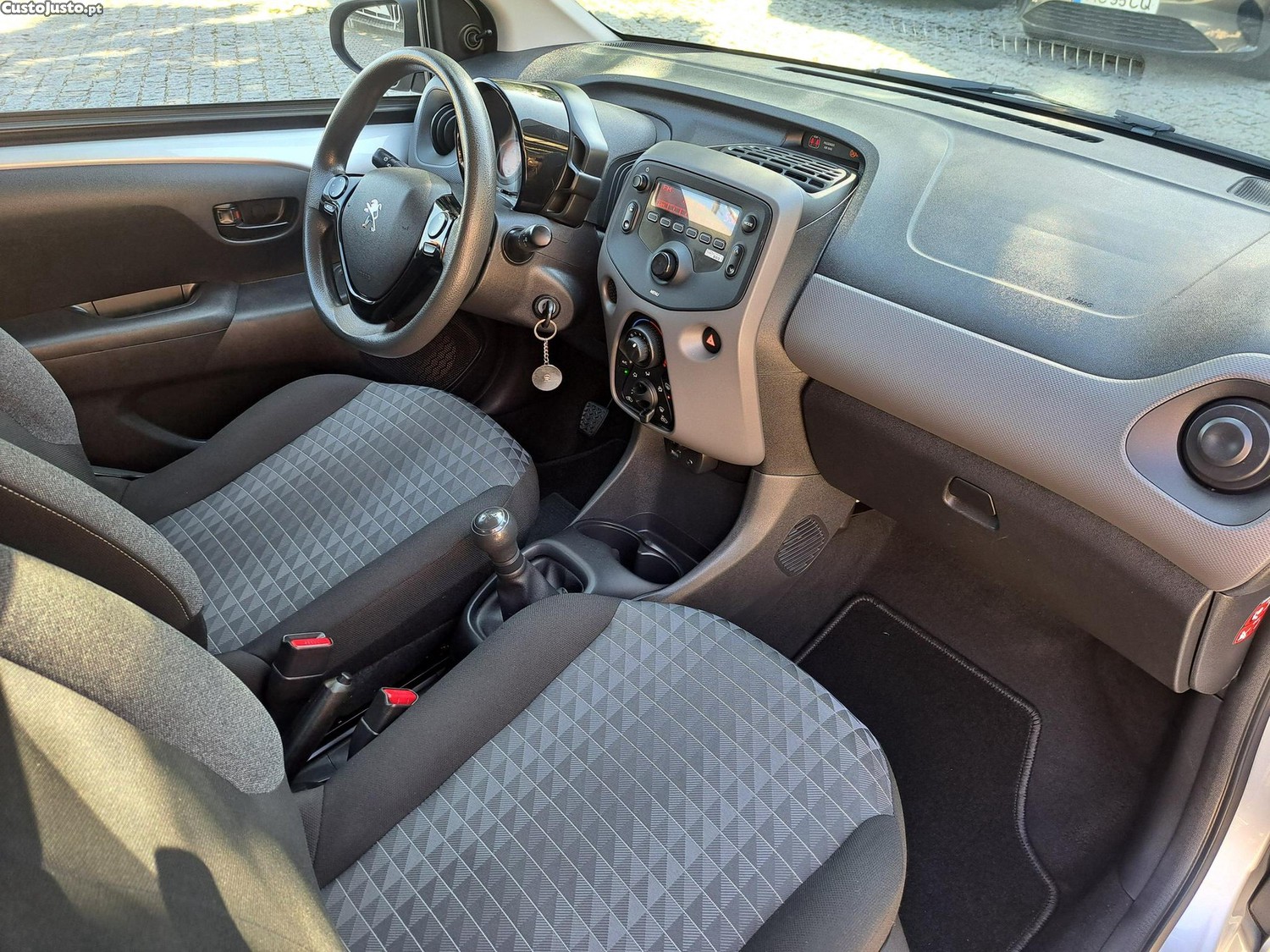 Peugeot 108 1.0 VTi Style — fotografia 9