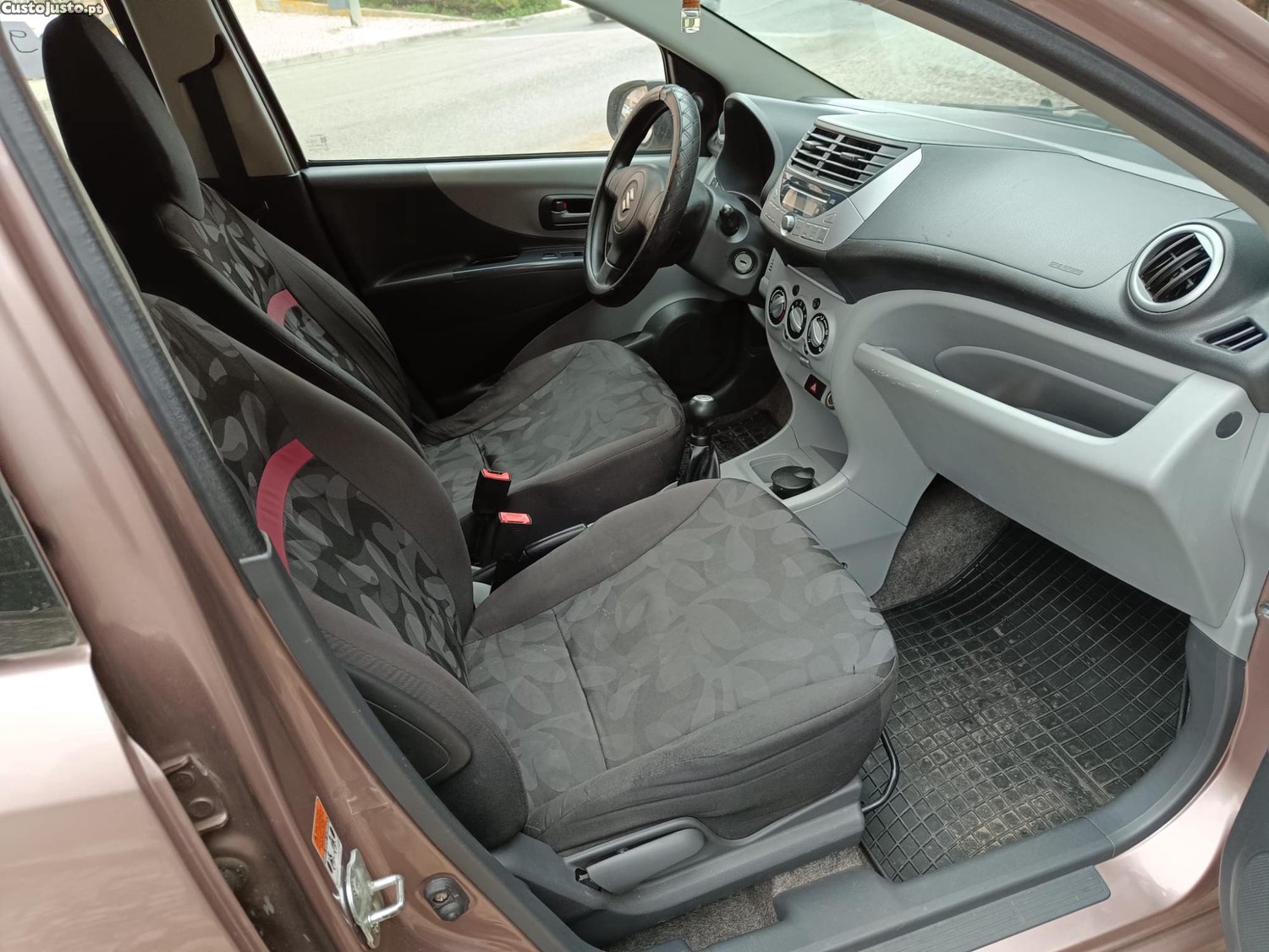Suzuki Alto 1.0 — fotografia 5