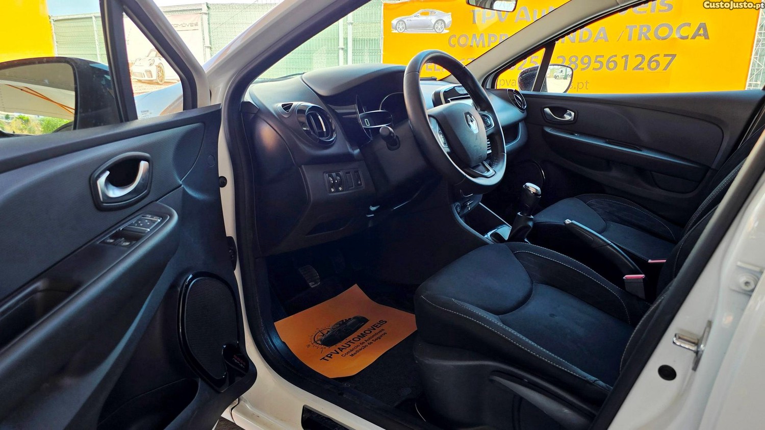 Renault Clio 1.5 dCi Limited Edition — fotografia 14