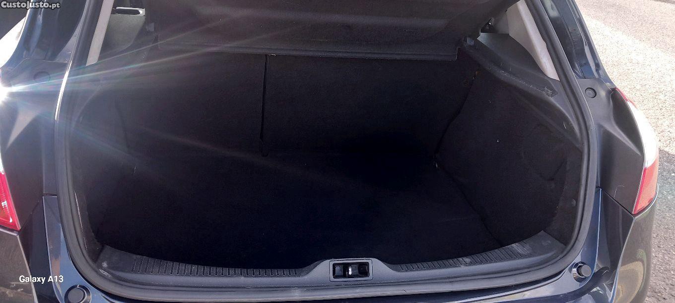 Renault Mégane 1.5 DCI Confort — fotografia 5