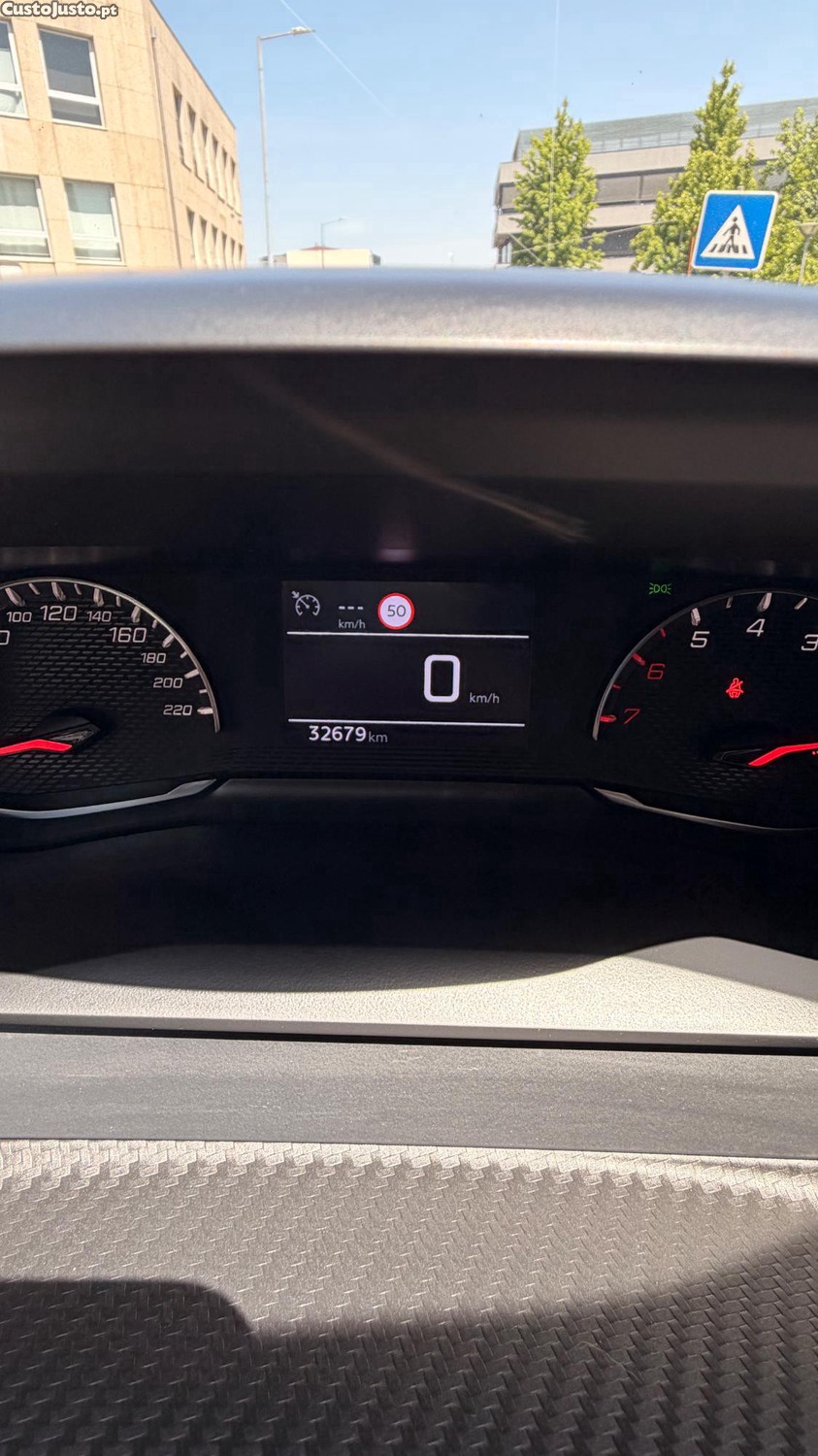 Peugeot 2008 1.2 active — fotografia 7