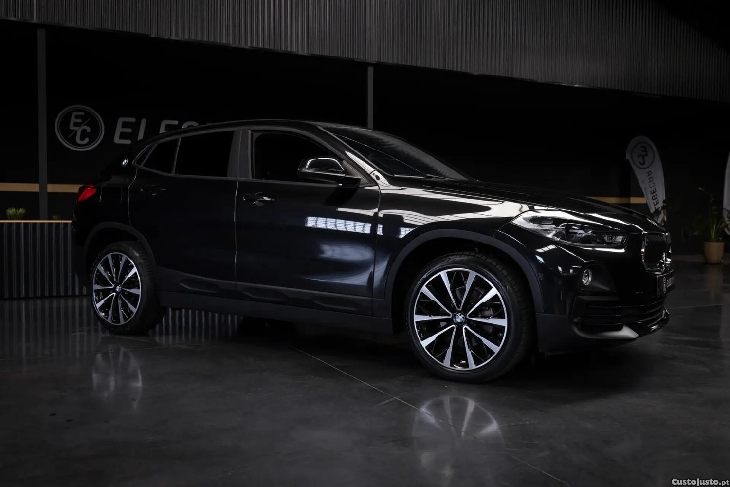 BMW X2 18 i sDrive Auto Advantage — fotografia 18