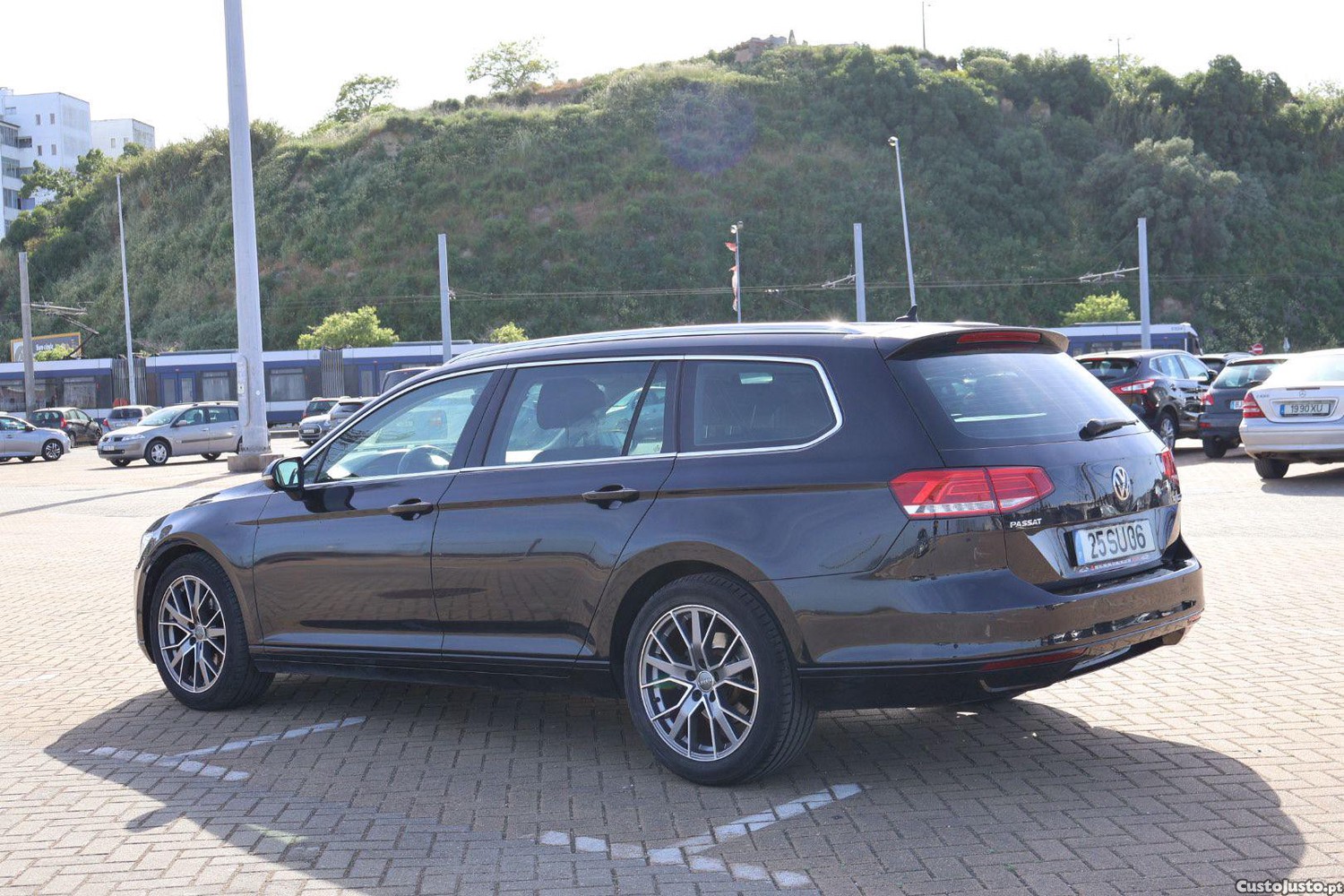 Volkswagen Passat 1.6 Tdi Bluemotion Cx Automática — fotografia 9