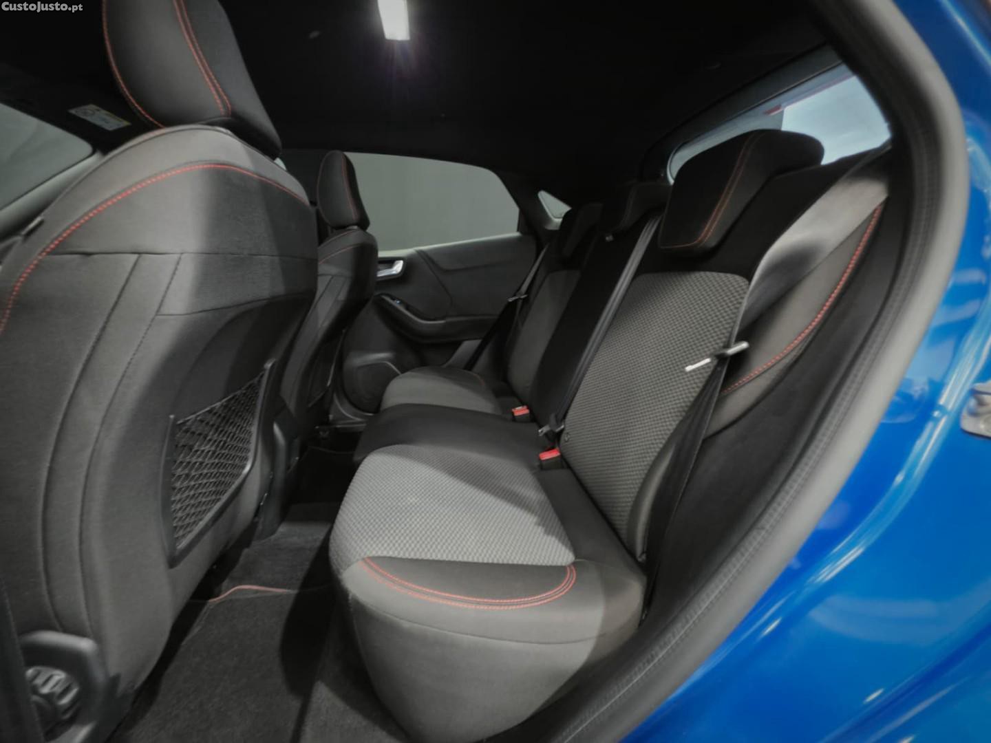 Ford Puma 1.0 EcoBoost MHEV ST-Line — fotografia 3