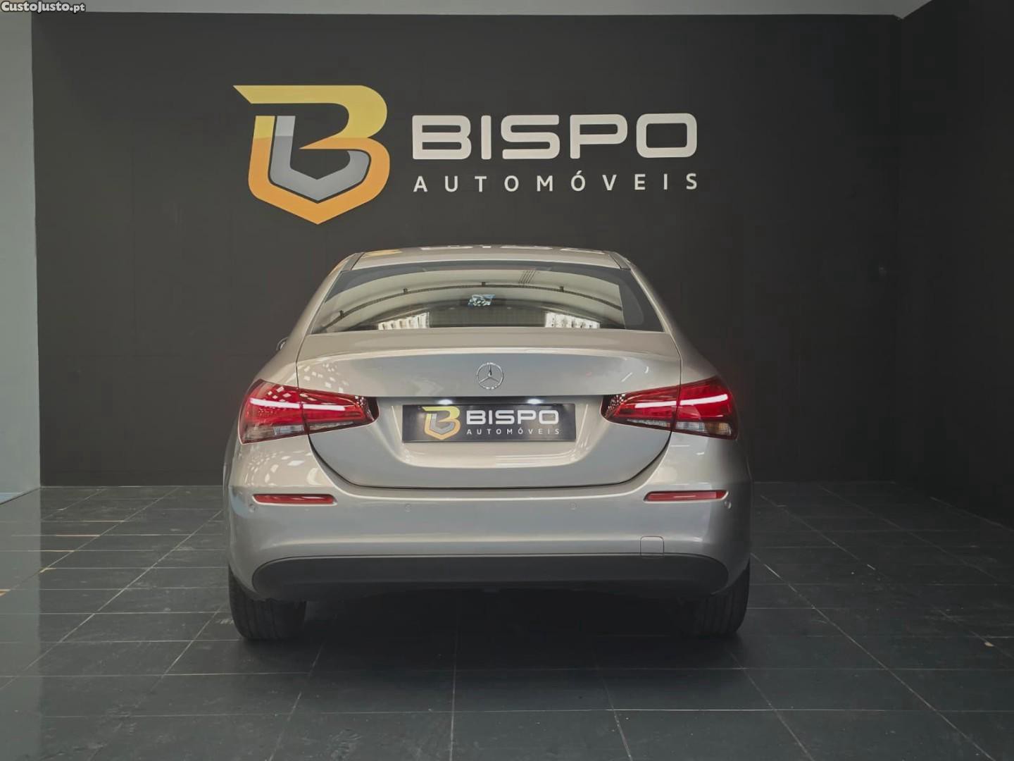 Mercedes-Benz A 180 d 7G-DCT Style — fotografia 14