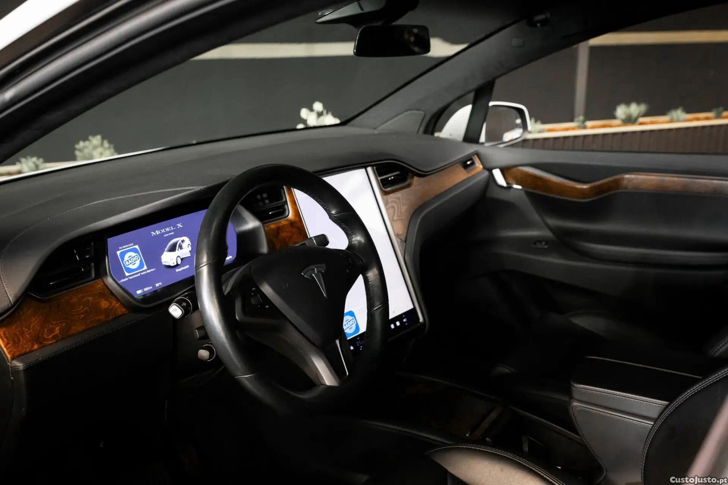 Tesla Model X Long Range — fotografia 4