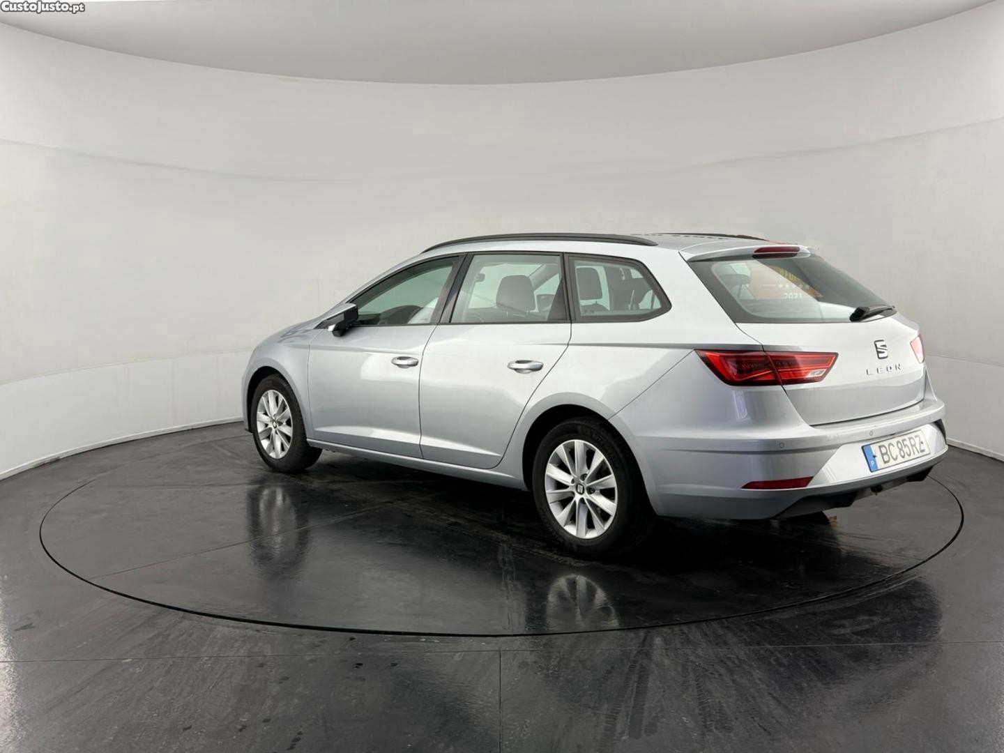 Seat Leon ST 1.6 TDI 115 DSG (AUTO) - 18 foto 3