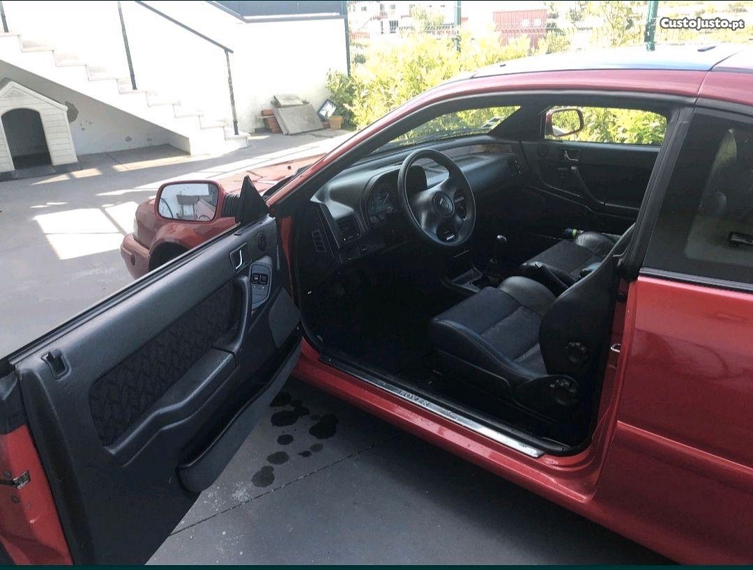 Rover 220 turbo coupe — fotografia 4