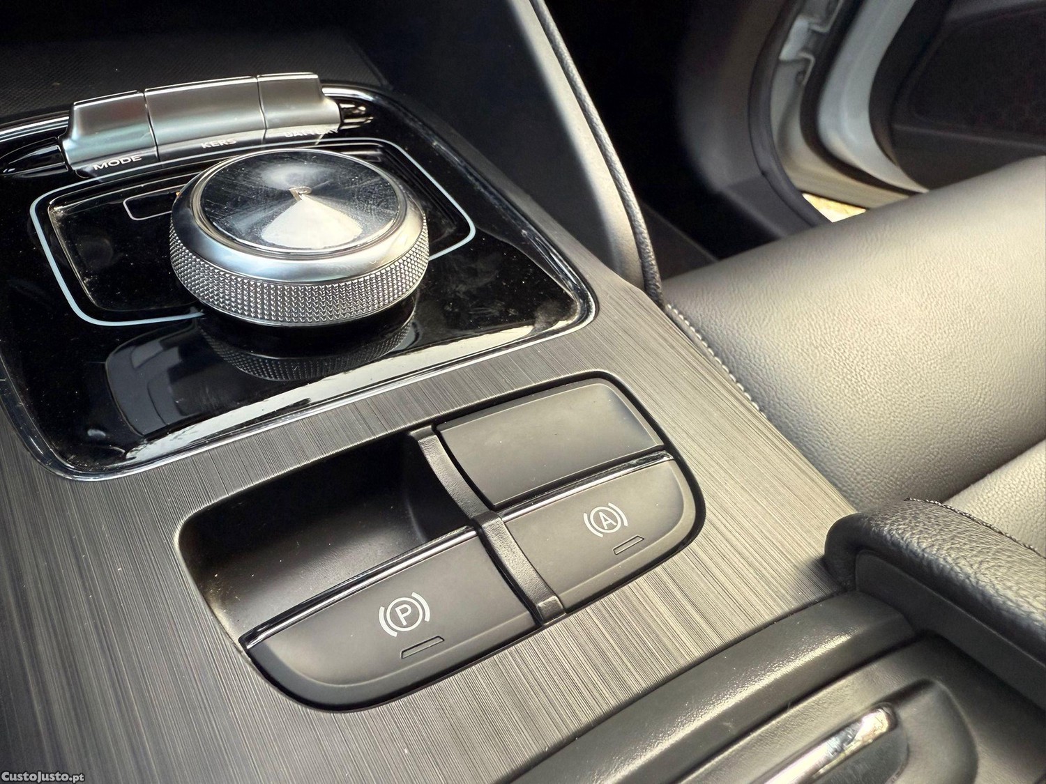 MG ZS EV Luxury — fotografia 6