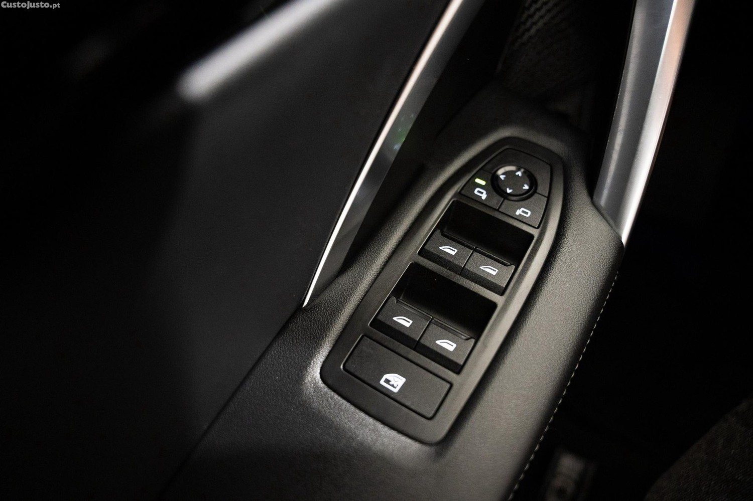 BMW iX1 xDrive30 xLine — fotografia 11