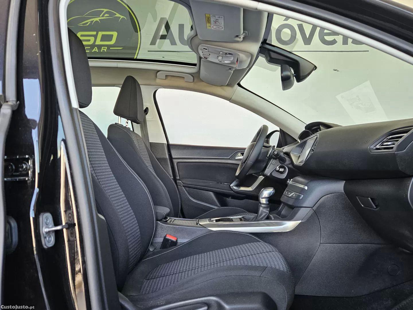 Peugeot 308 Bluehdi 130 eat8 business — fotografia 4