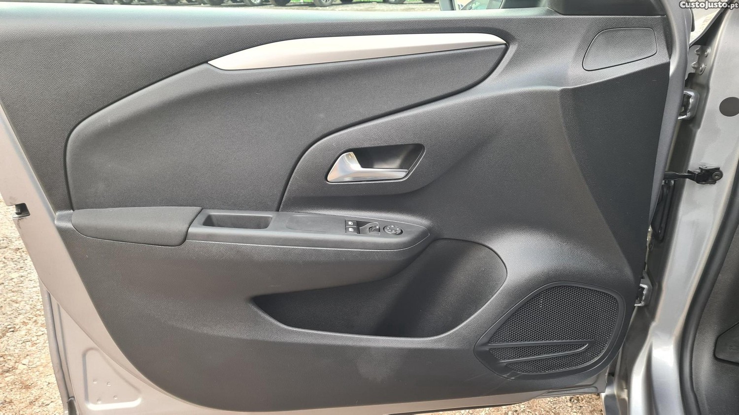 Opel Corsa 1.5 D Business Edition — fotografia 24