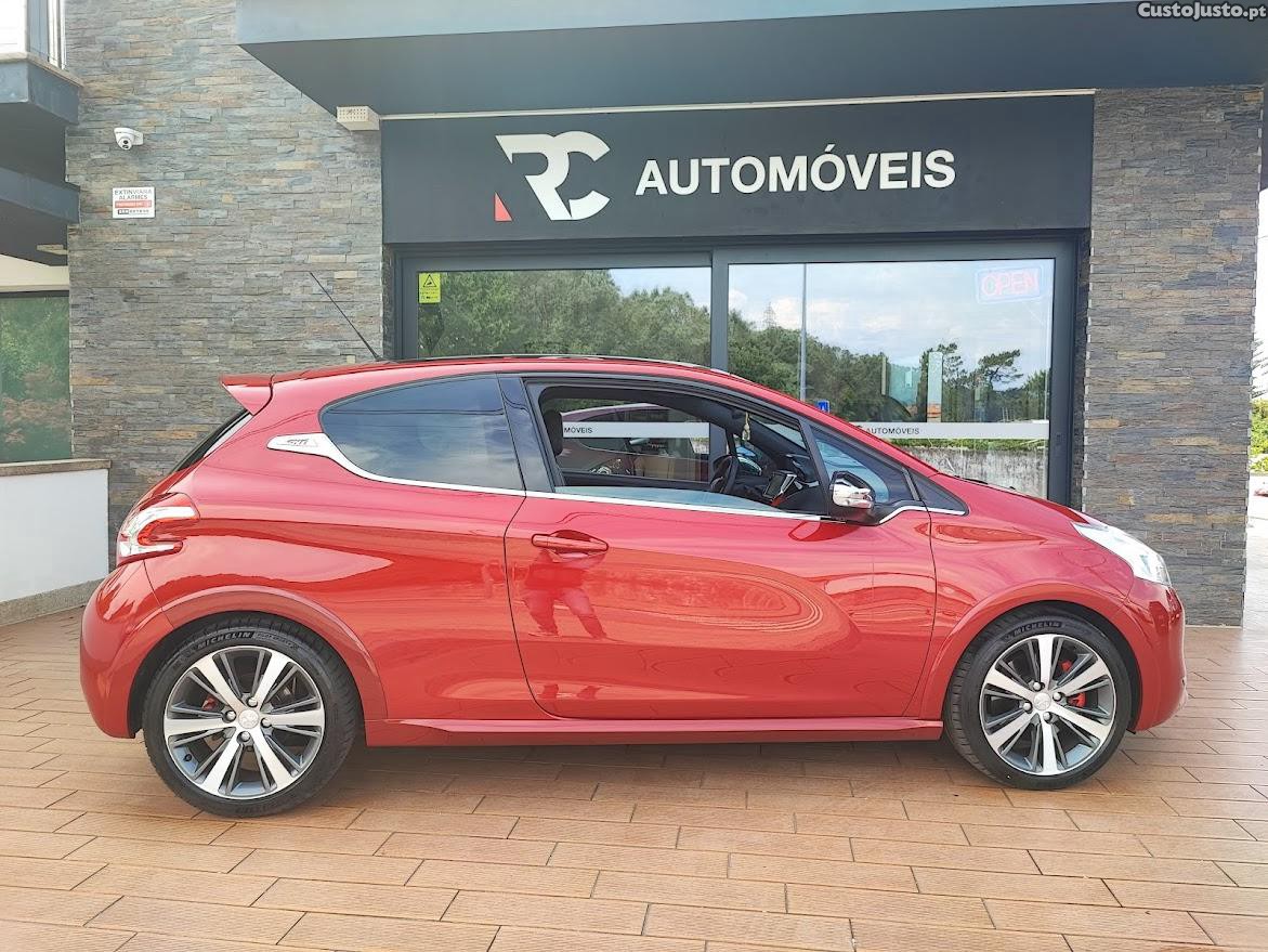 Peugeot 208 GTI 1.6 THP — fotografia 7