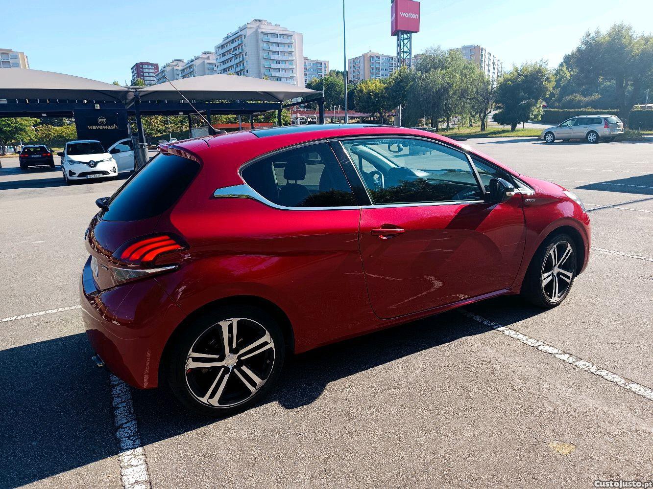 Peugeot 208 gt line — fotografia 6