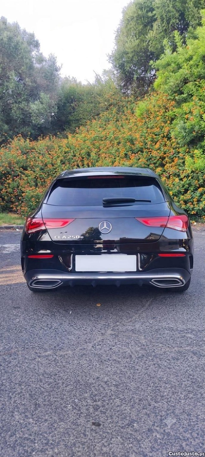 Mercedes-Benz CLA 250 AMG line — fotografia 6