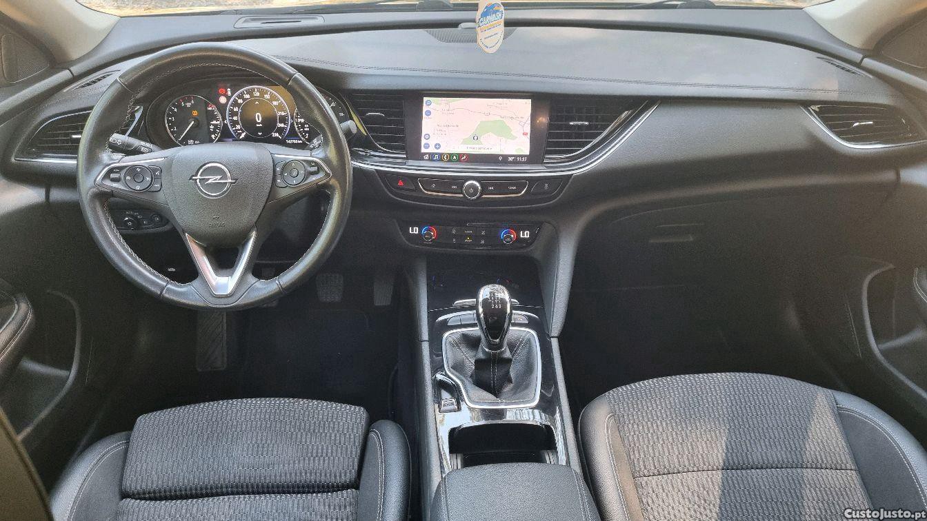 Opel Insignia Grand Sport 1.6cdti Inovation — fotografia 6