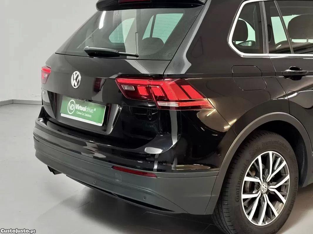 Volkswagen Tiguan 1.6 tdi confortline — fotografia 13