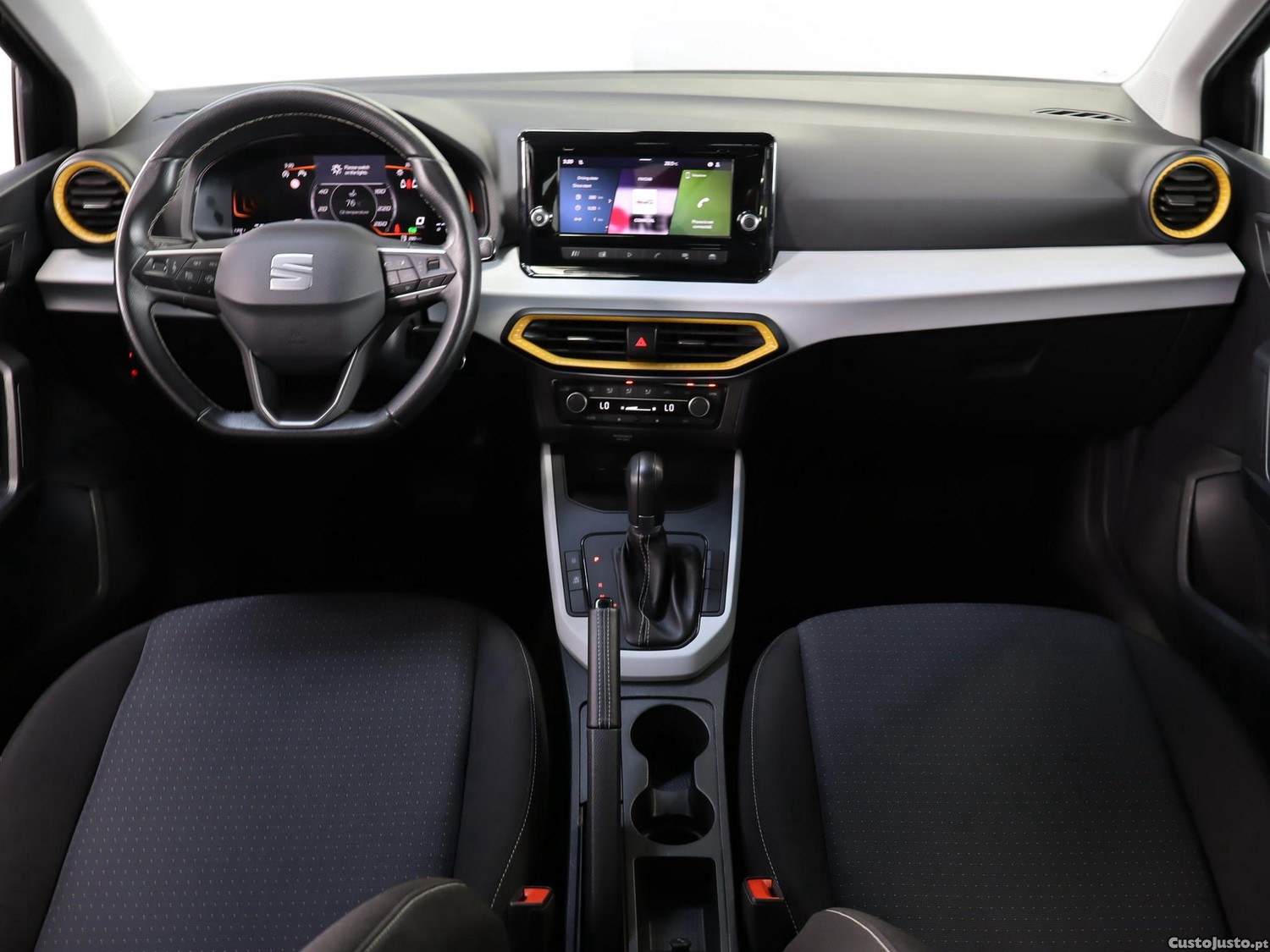 SEAT Arona 1.0 TSI FR DSG — fotografia 11