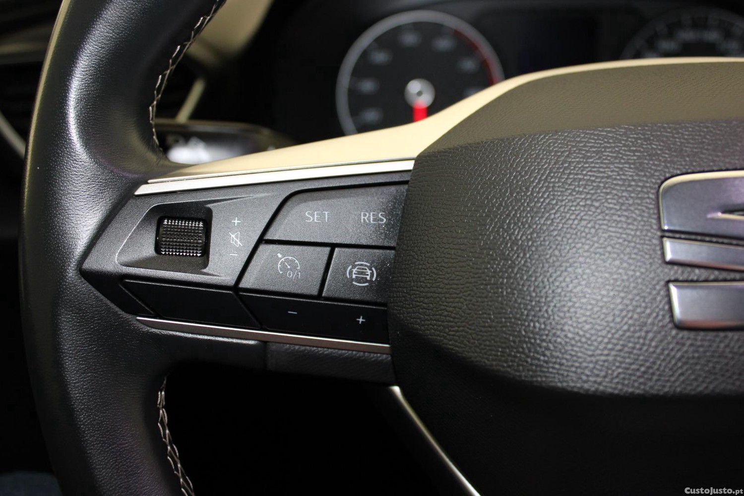 SEAT Leon ST 1.0 TSI STYLE — fotografia 19