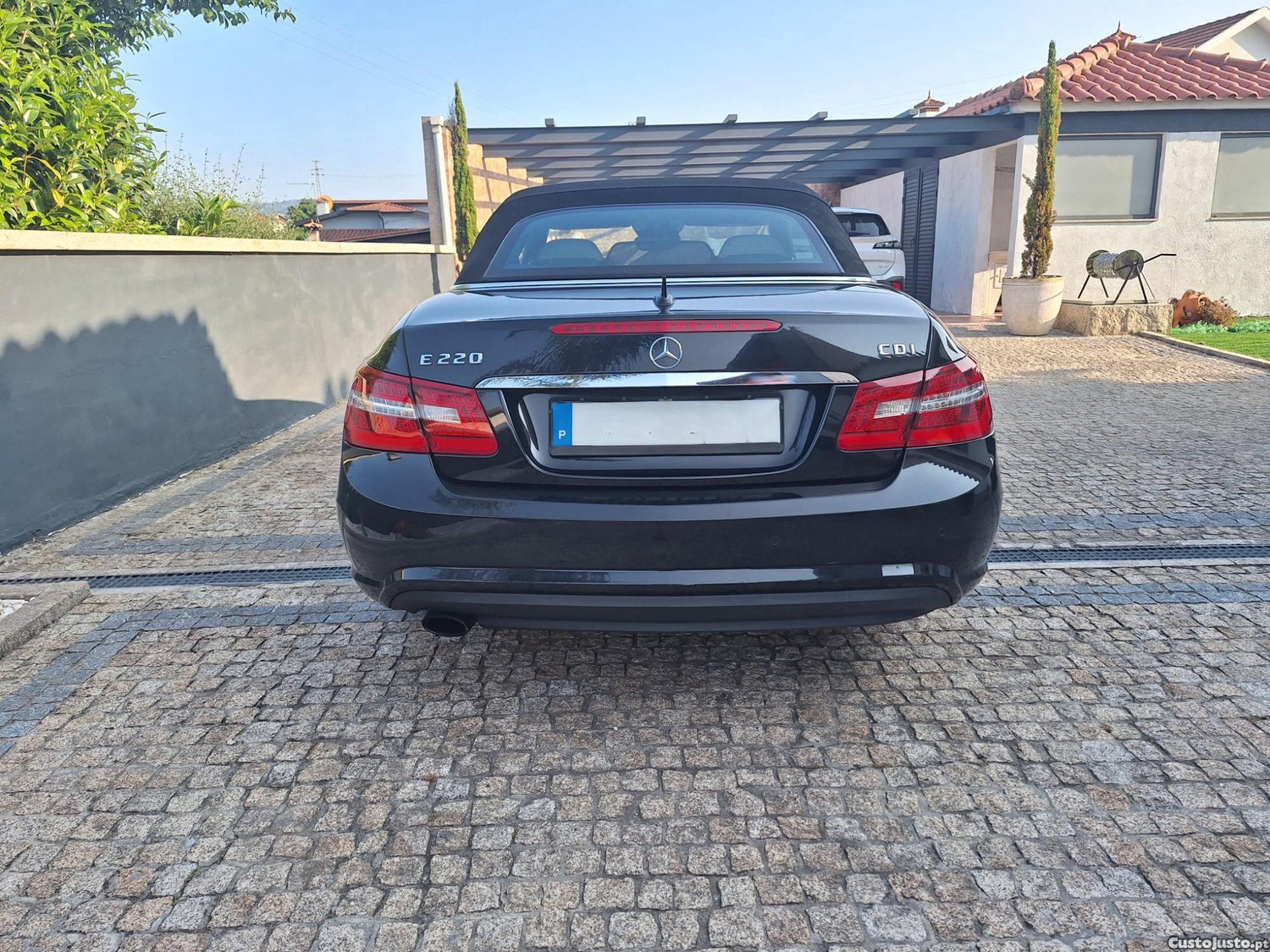 Mercedes-Benz E 220 207 — photo 3