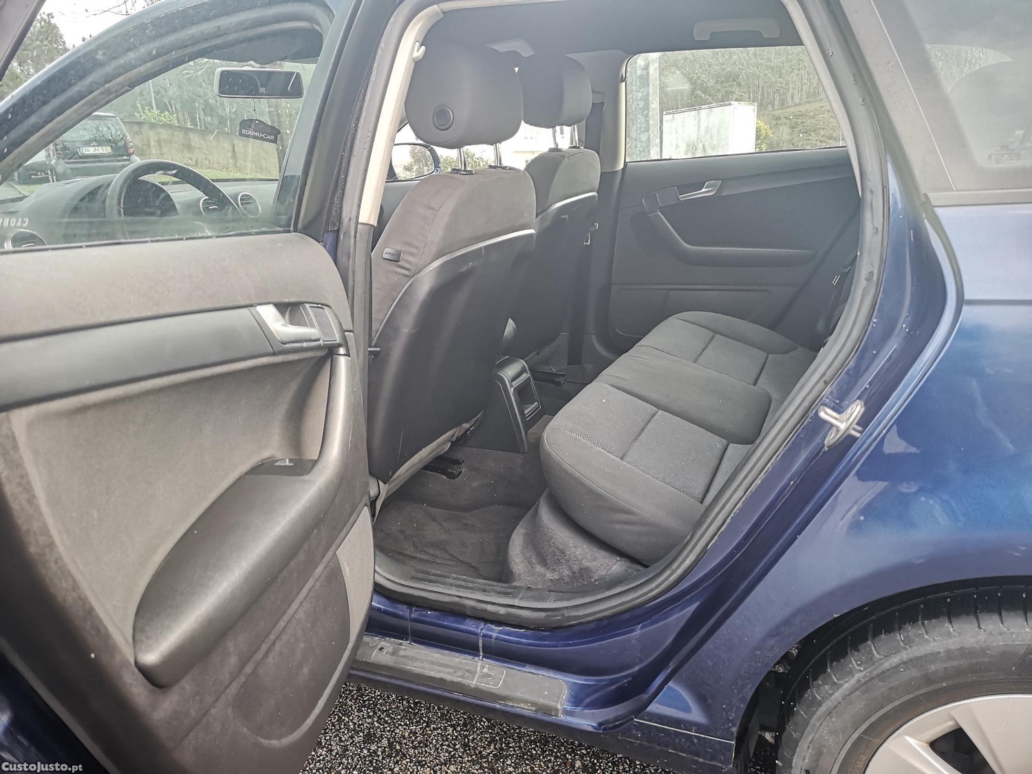 Audi A3 Sportback 1.6 TDI 105cv Attraction c/ Garantia — fotografia 21