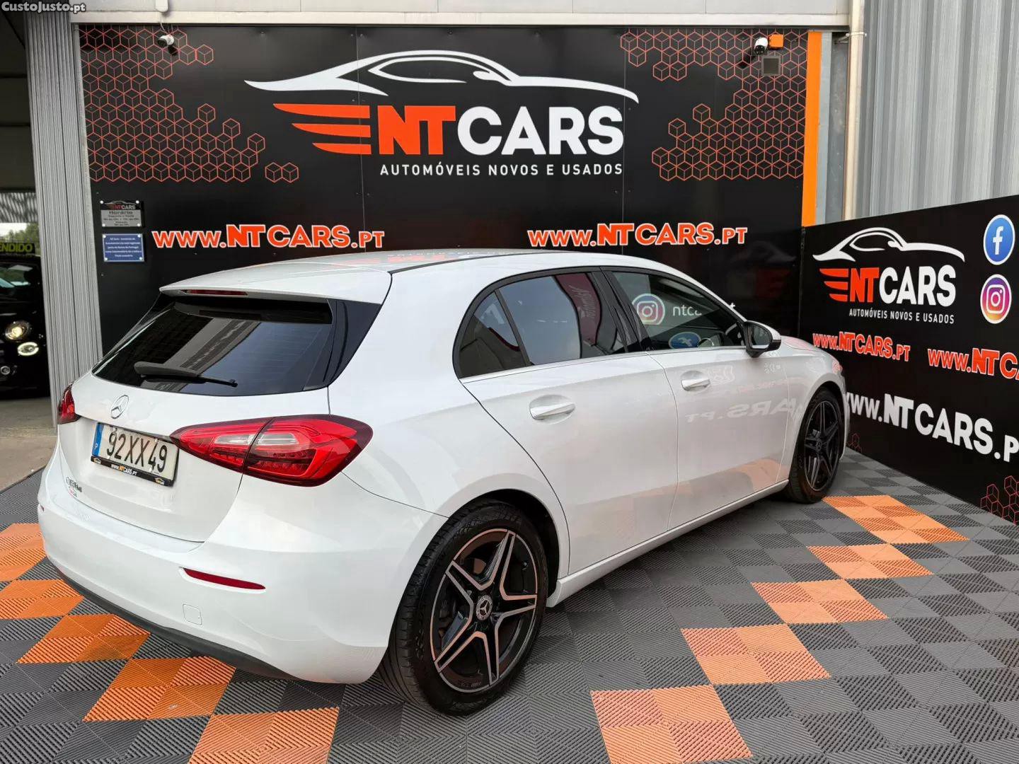 Mercedes-Benz A 180 D business solutions aut. — fotografia 17