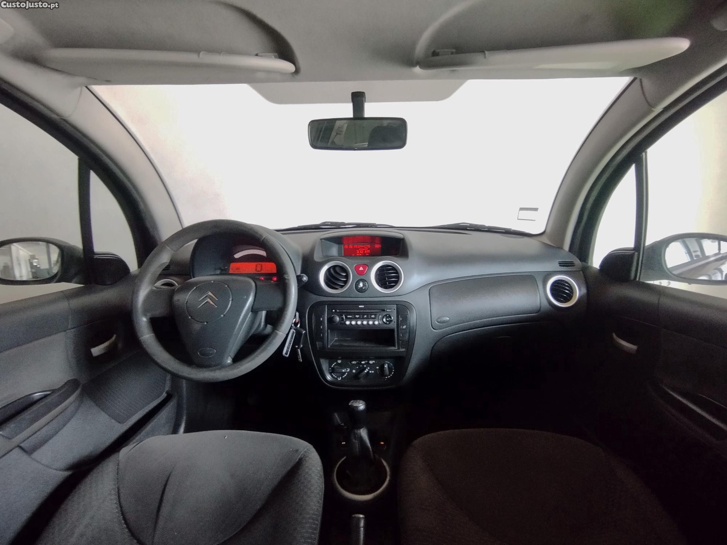 Citroën C3 1.4 HDi Attraction — fotografia 4