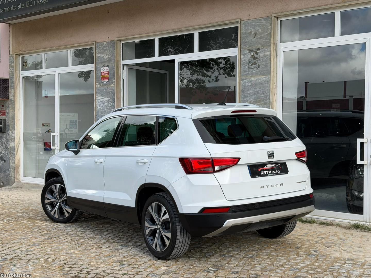 SEAT Ateca 1.6 TDI Ecomotive Reference — fotografia 18