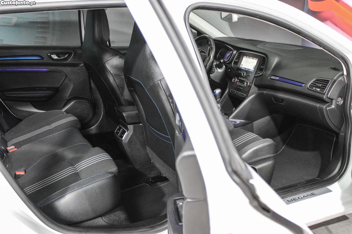 Renault Mégane Sport Tourer 1.5 Blue dCi GT Line — fotografia 9