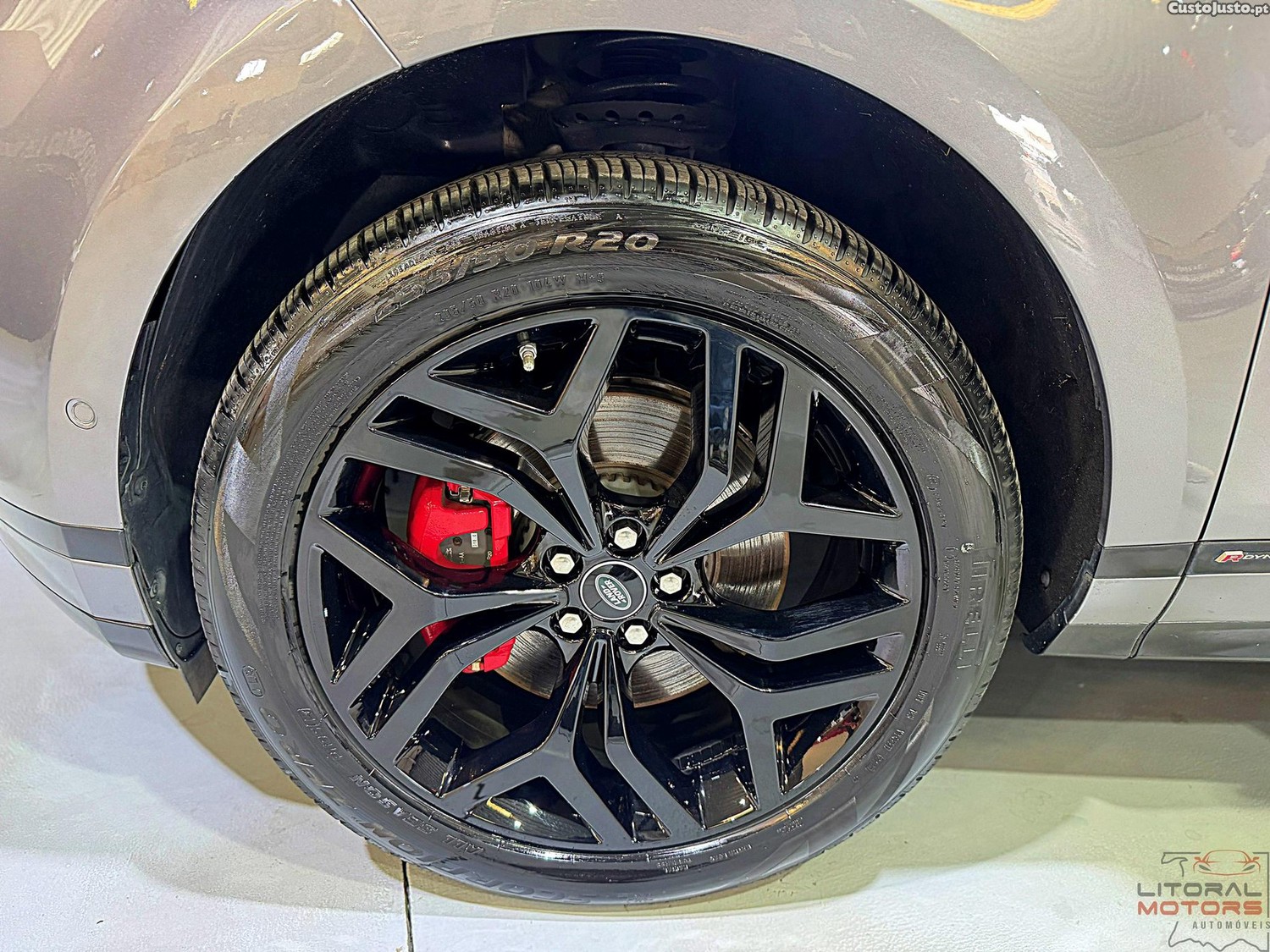 Land Rover Evoque P300e R-Dynamic S — fotografia 14