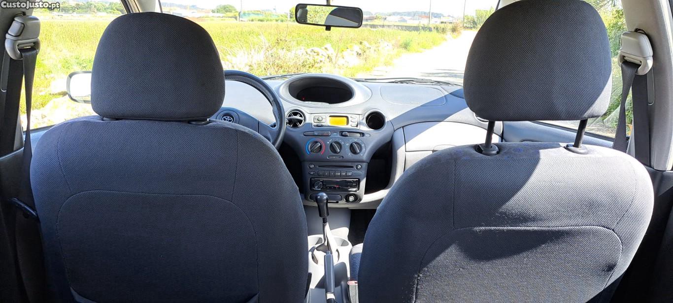 Toyota Yaris Sol 5P 1.0 (nacional apenas 155.000 km) — fotografia 4
