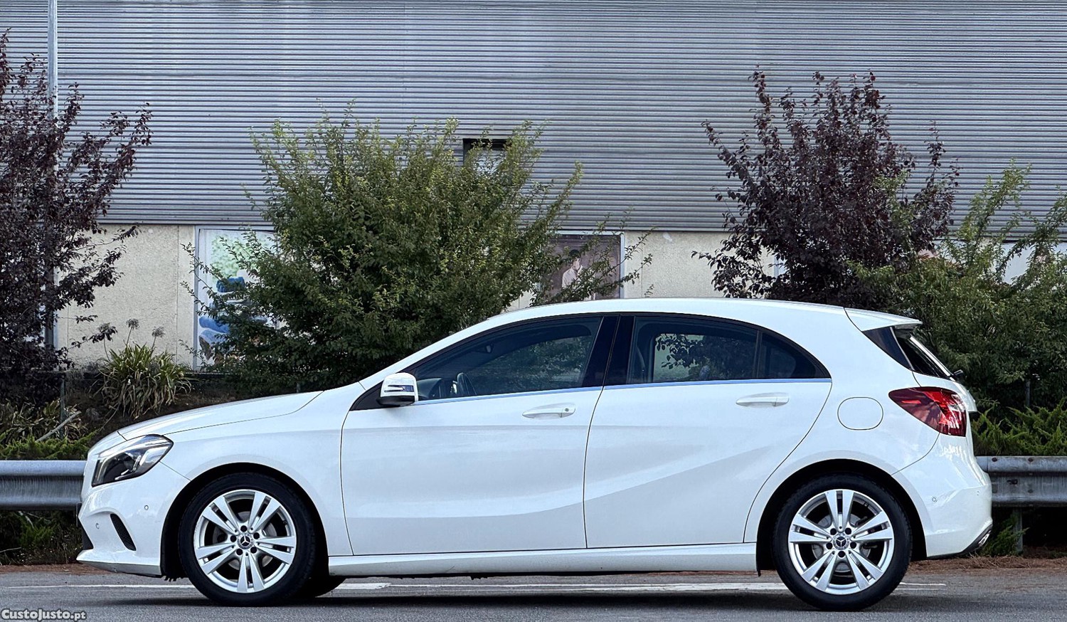 Mercedes-Benz B 180 Cdi Poucos/Km C/Novo — fotografia 6