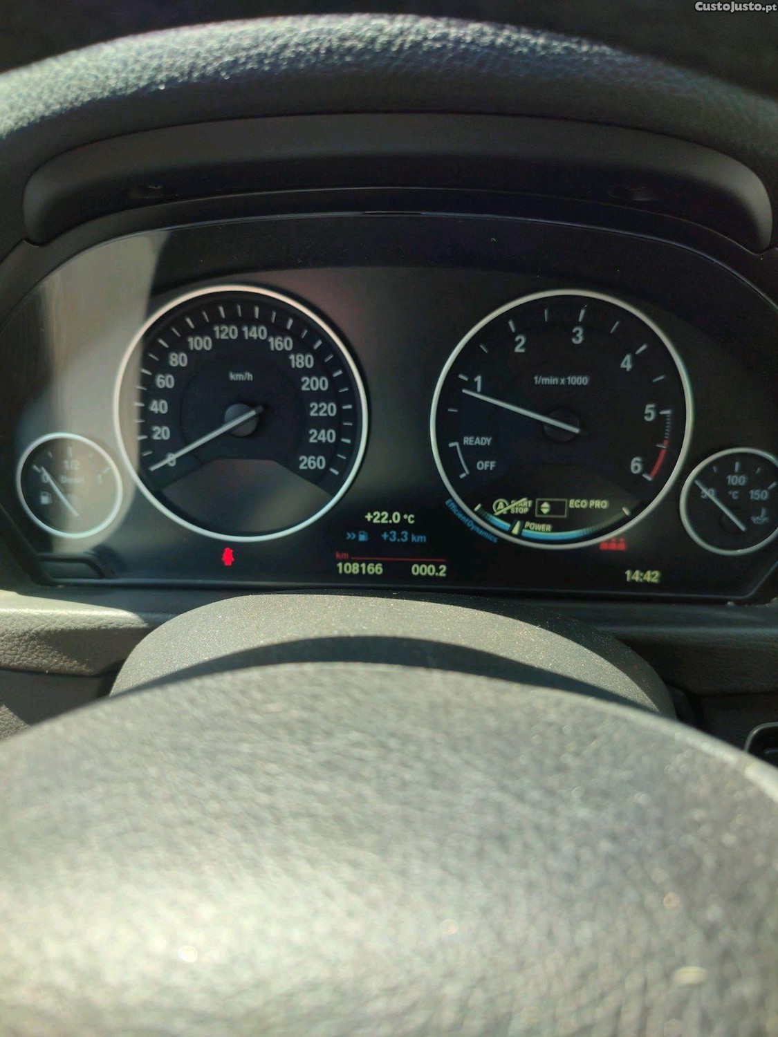 BMW 320 sedan - 18 foto 4