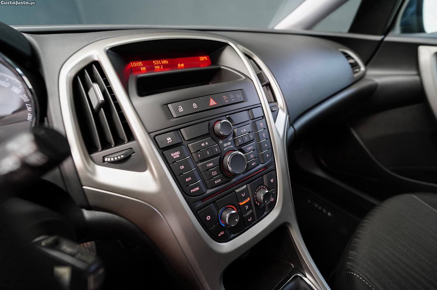Opel Astra 1.4 Cosmo S/S — fotografia 15