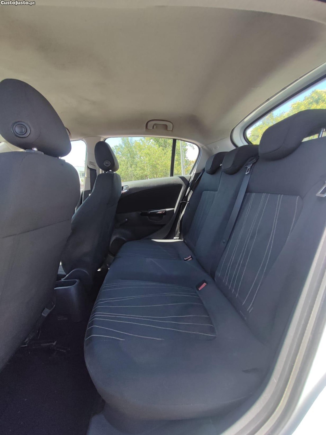 Opel Corsa 1.3cdti — fotografia 3