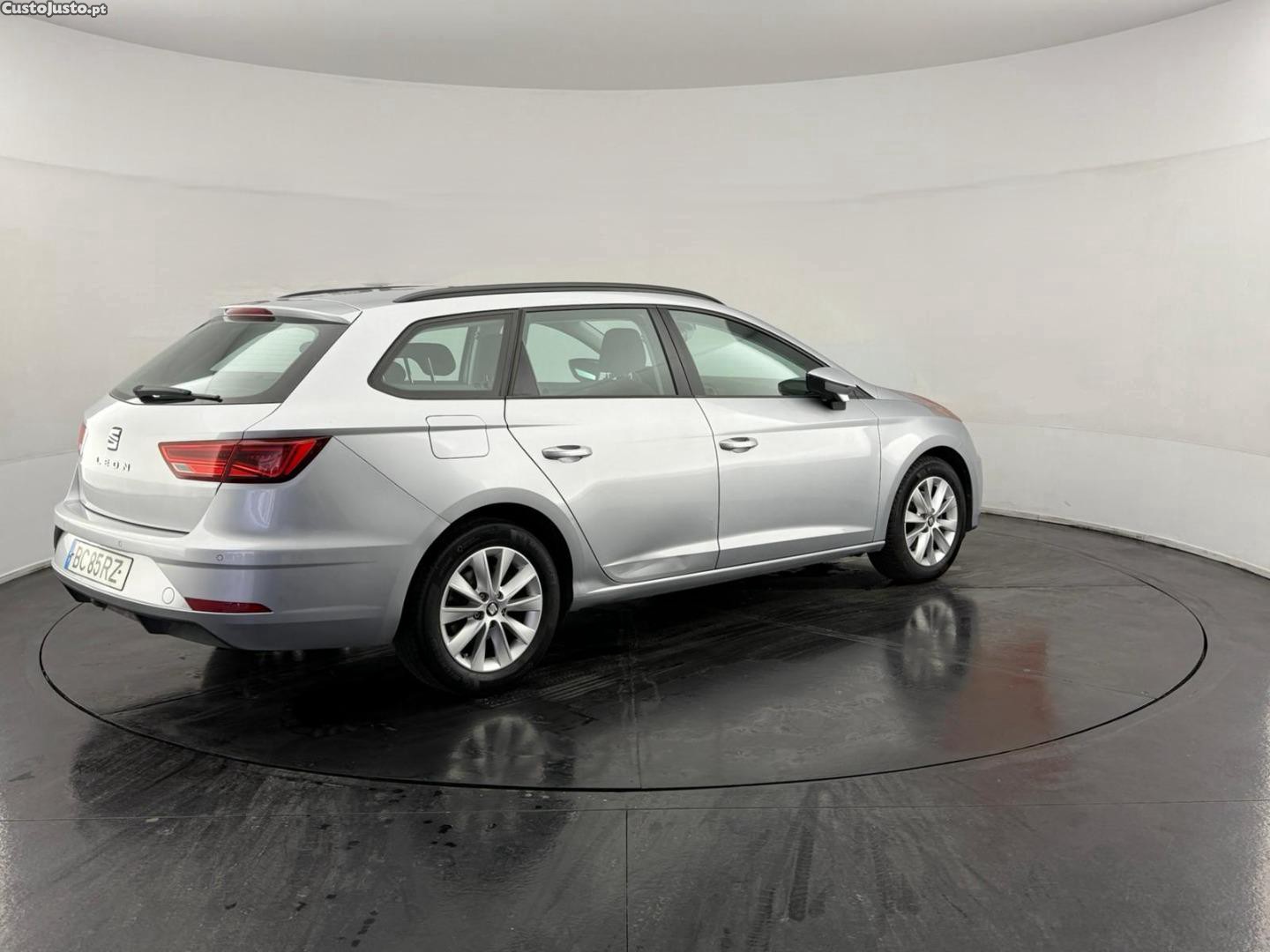 Seat Leon ST 1.6 TDI 115 DSG (AUTO) - 18 foto 4