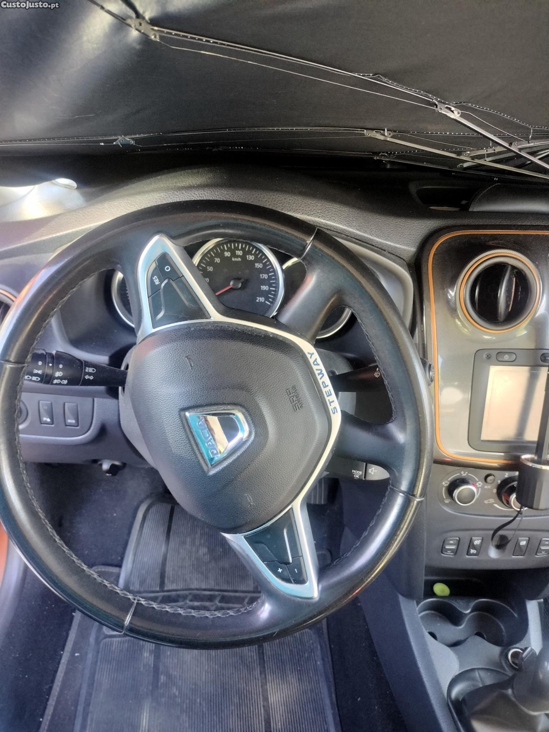 Dacia Sandero . — fotografia 6