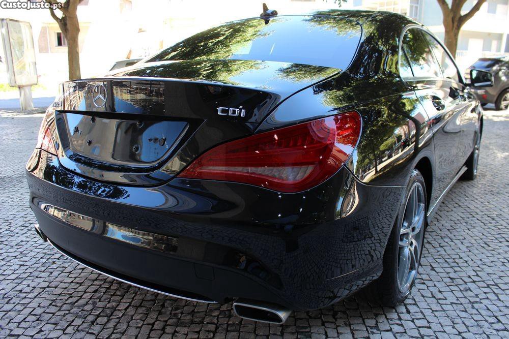 Mercedes-Benz CLA 220 CDI Urban Aut. — fotografia 7